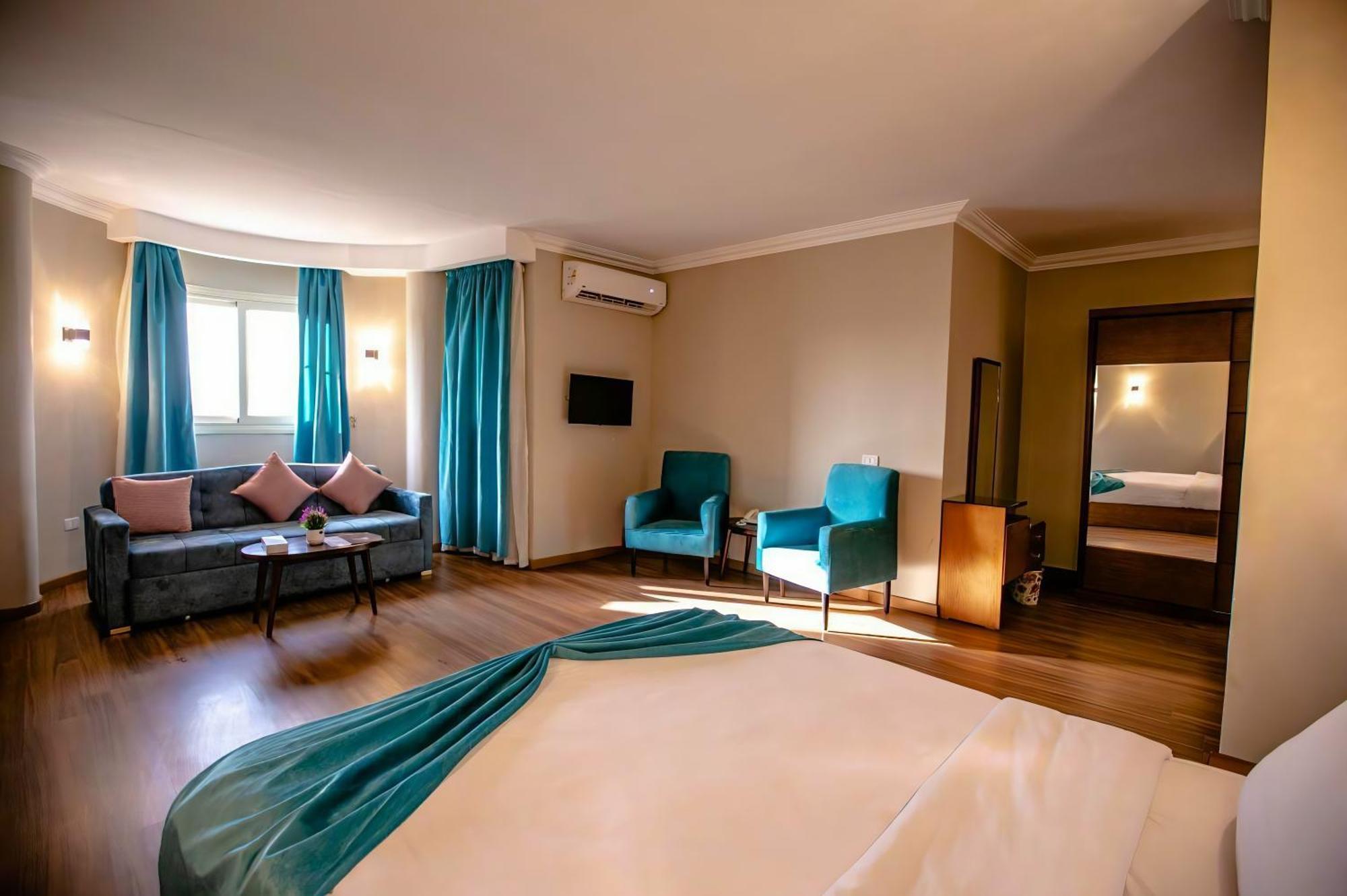 Pyramids Oasis Hotel Kafrat al Jabal Luaran gambar